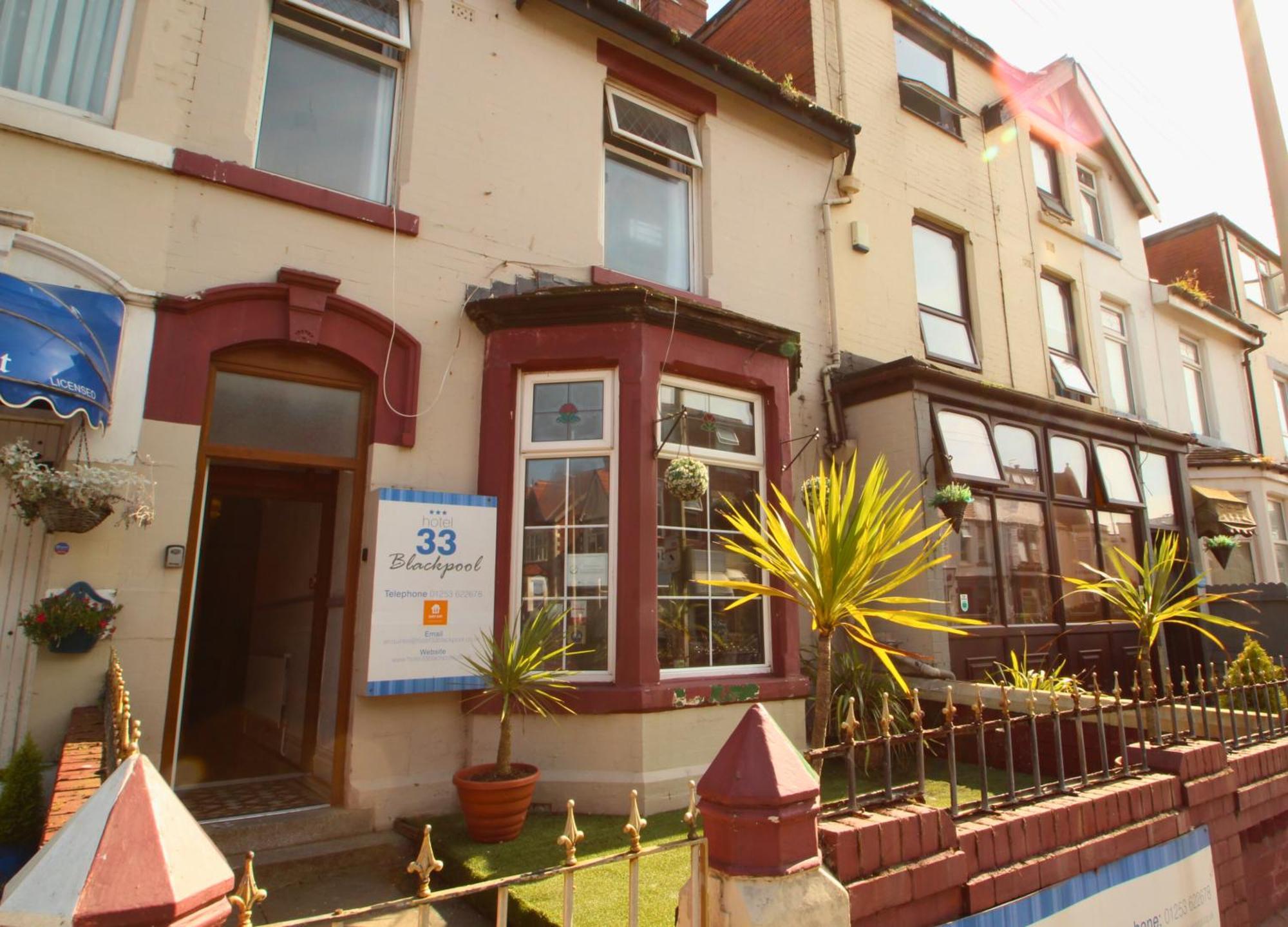 Oyo Hotel 33 Blackpool Buitenkant foto